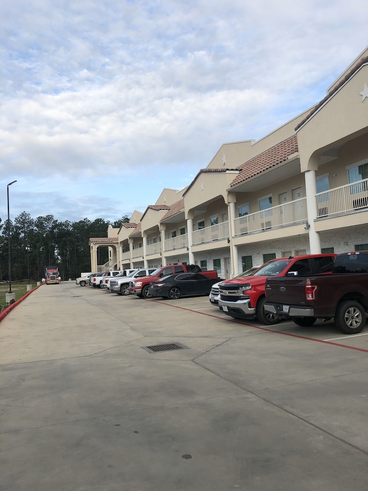 Baymont By Wyndham Kingwood — 5