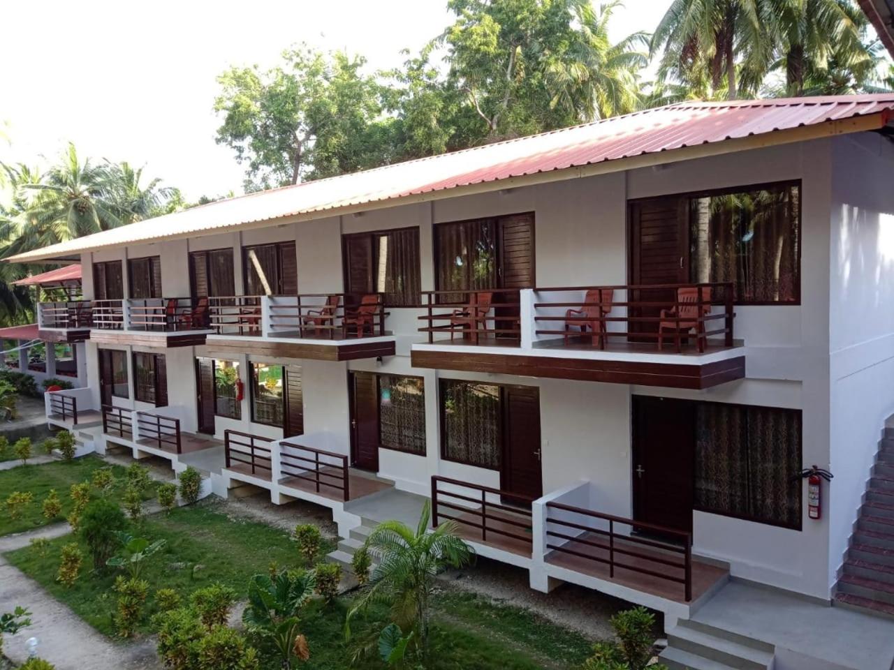 Coconhuts Beach Resort-Neil Island 3/49