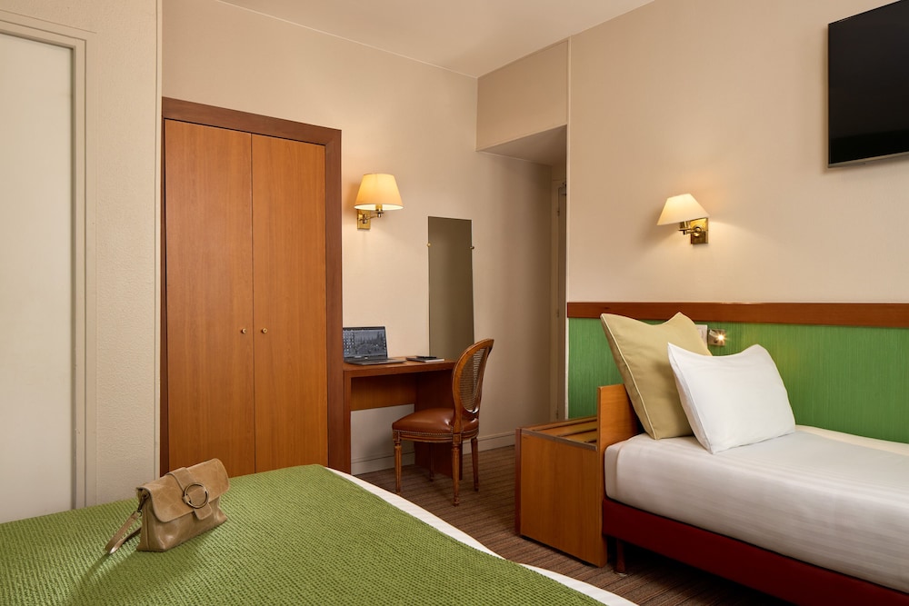 Timhotel Invalides Eiffel 35/68