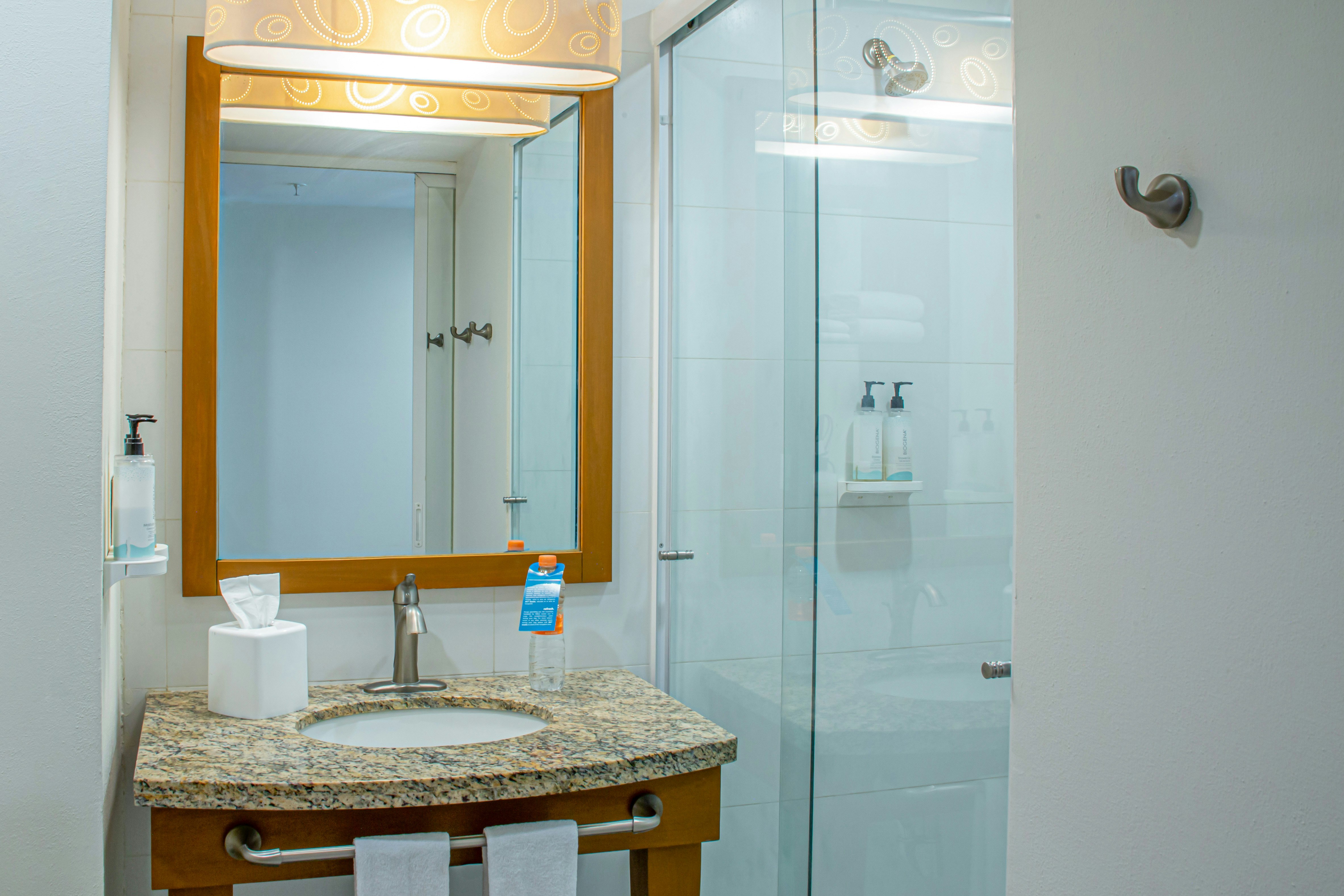 غرفة بسريرين كوين، Hampton Inn by Hilton Guadalajara/Expo 4/4