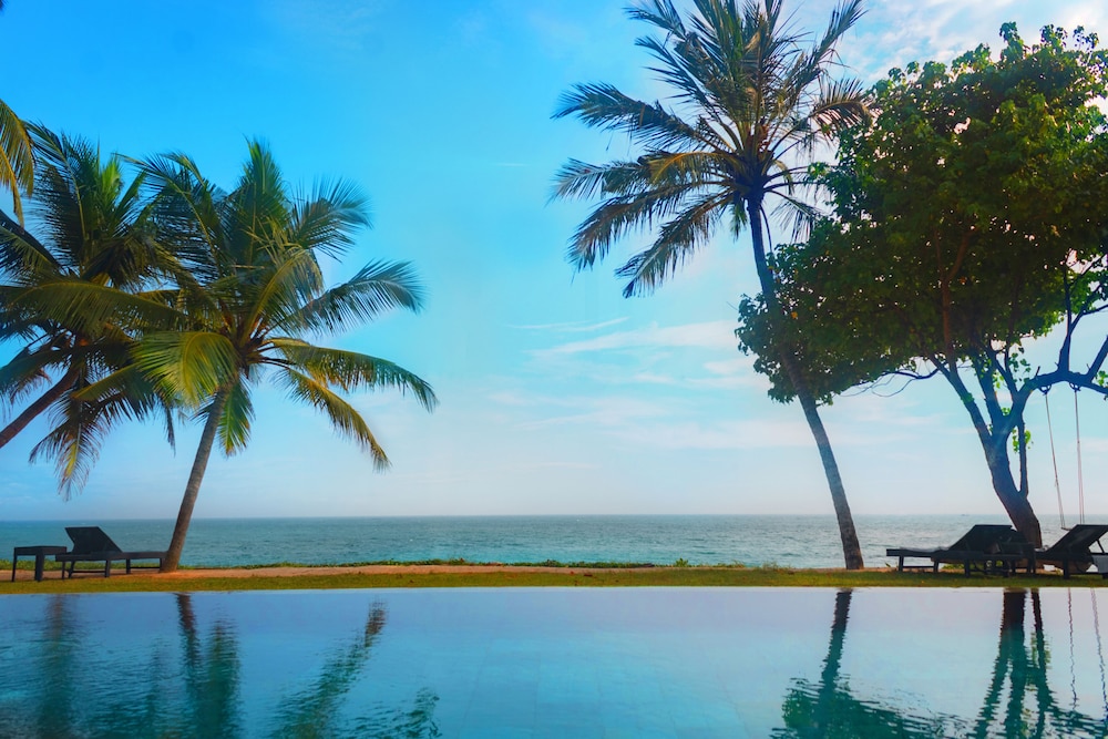 Ubuntu Beach Villas by Reveal 35/50