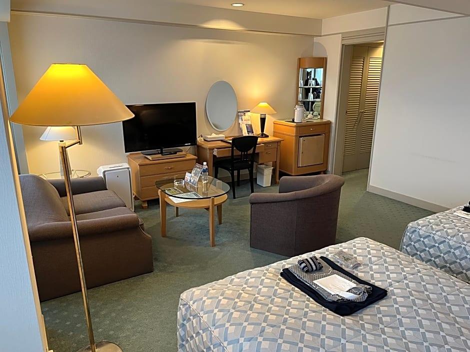 Jasmac Plaza Hotel 29/46