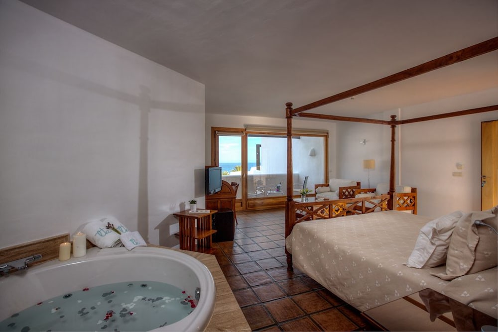 Hotel el Tio Kiko 48/50
