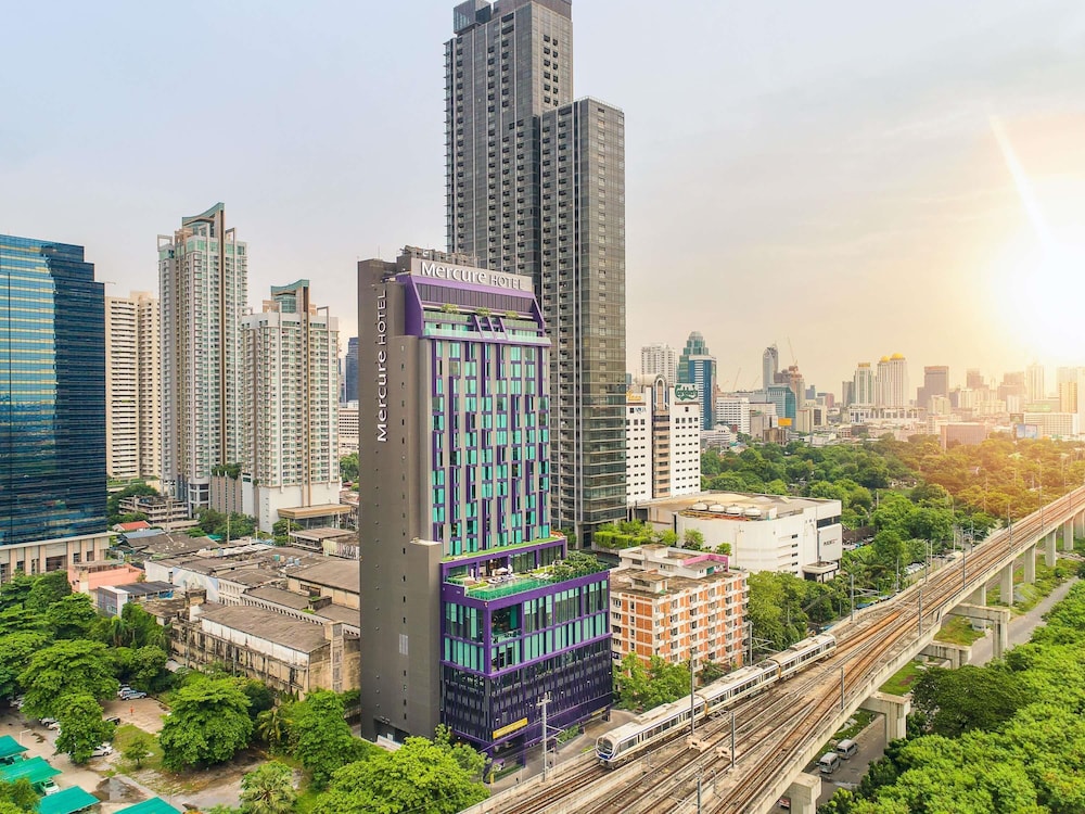 Mercure Bangkok Makkasan 72/79