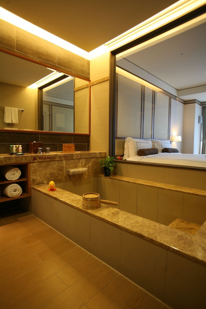 Evergreen Resort Hotel Jiaosi 6/70