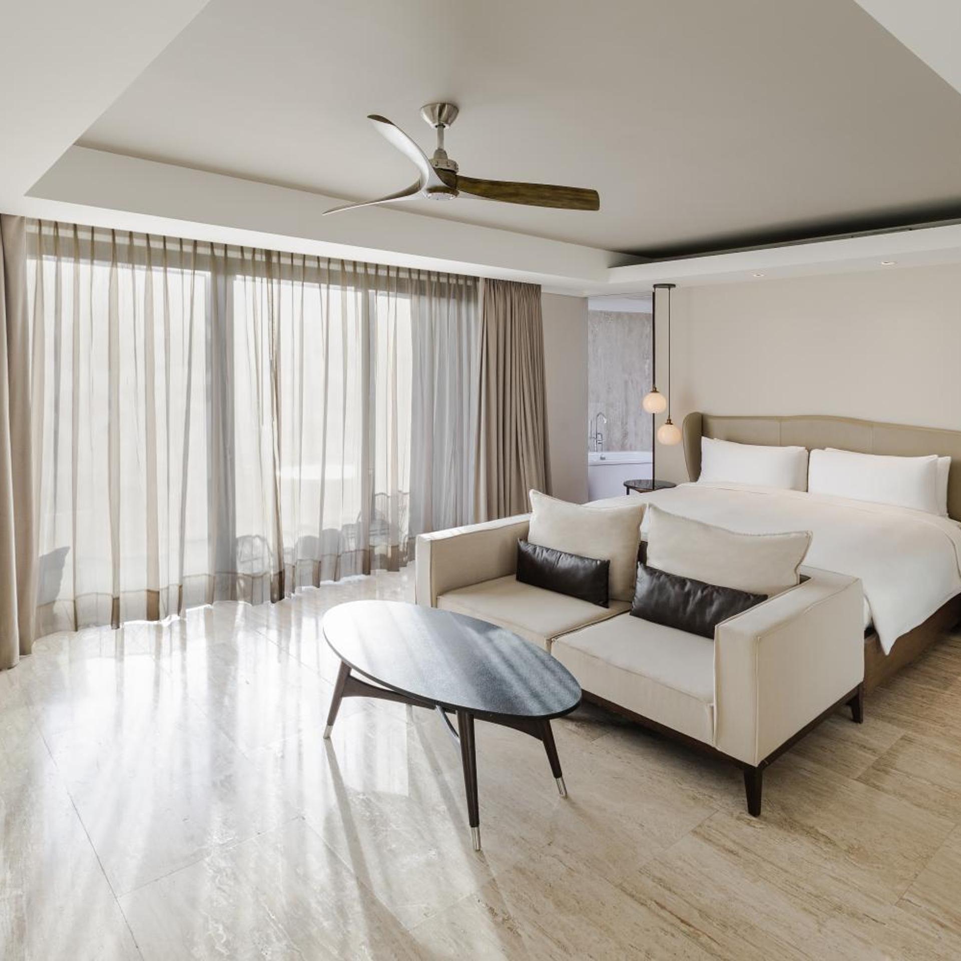Beach House, Panoramic, Suite, Ocean Front
