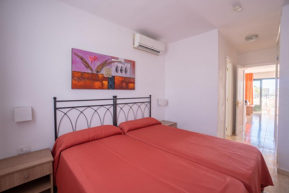 1 BEDROOM, ECONOMY, APARTMENT