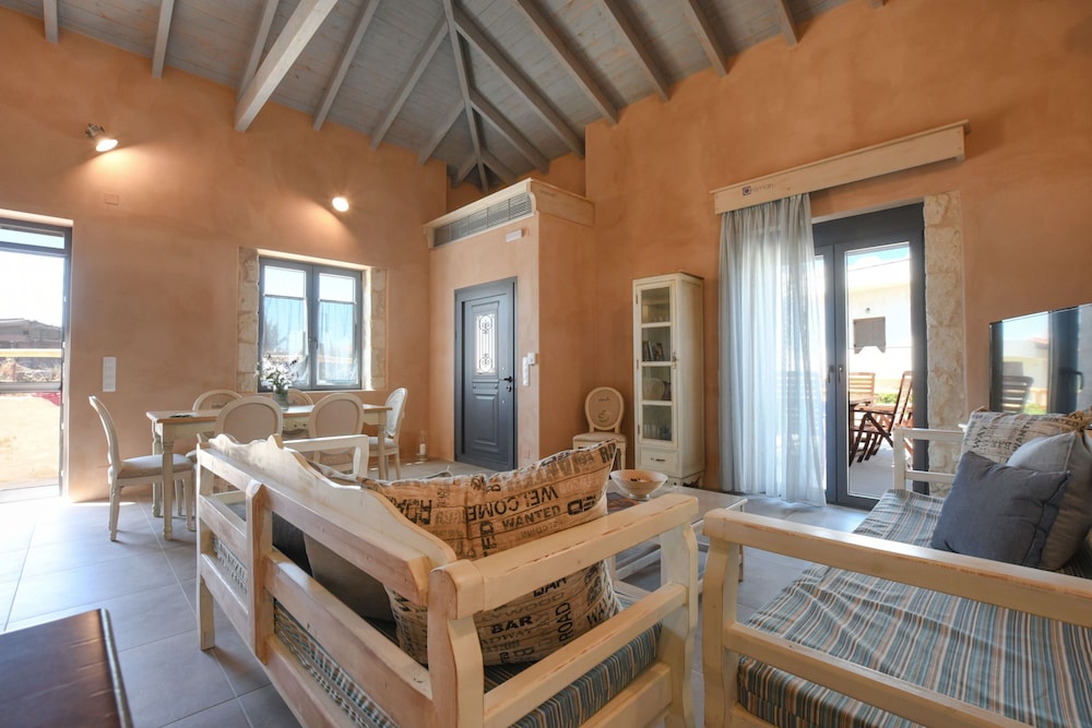 Arismari Villa - Private Pool 9/17