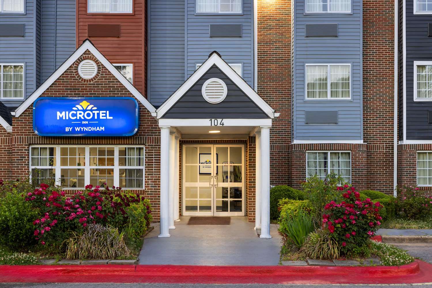 Microtel Inn & Suites by Wyndham Raleigh Durham Airport 2/32