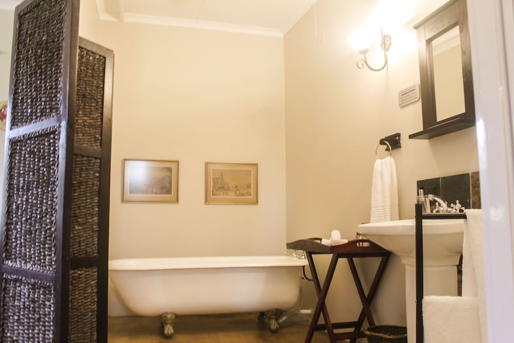 Gerald's Gift Guest House 50/50
