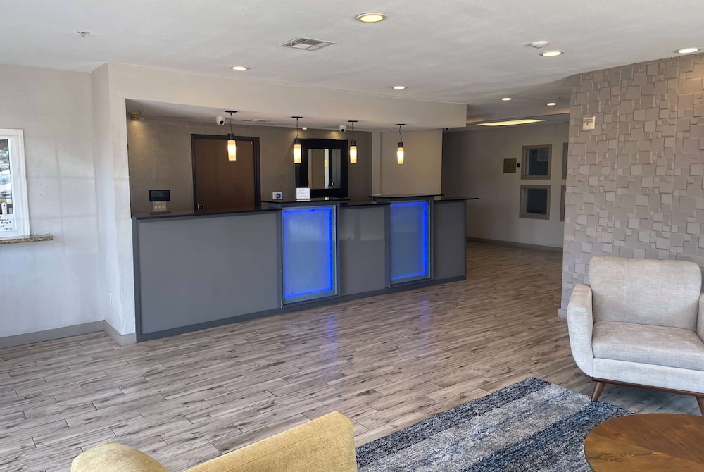 Days Inn by Wyndham Mesquite Rodeo TX 7/26