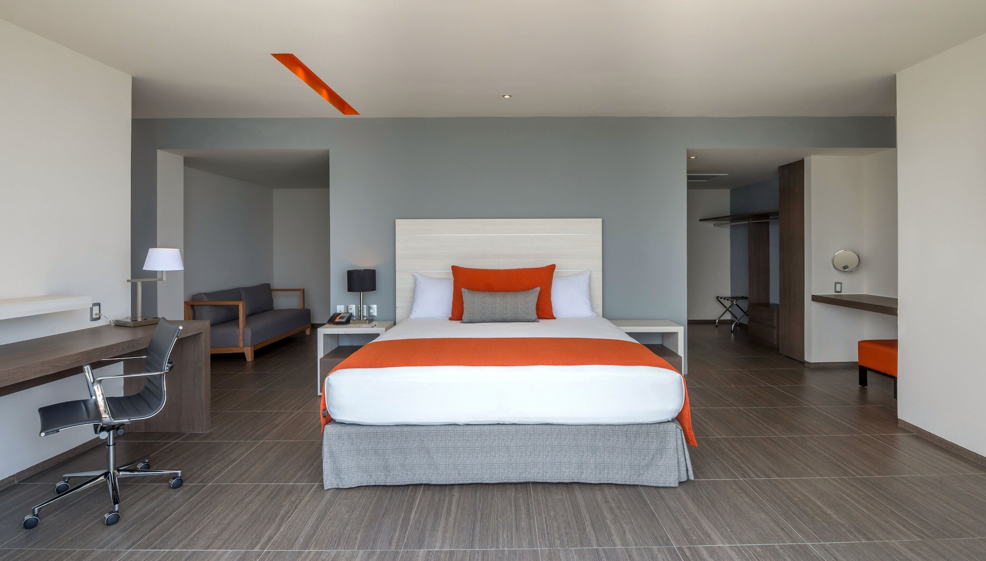MASTER, SUITE, LAGOON VIEW