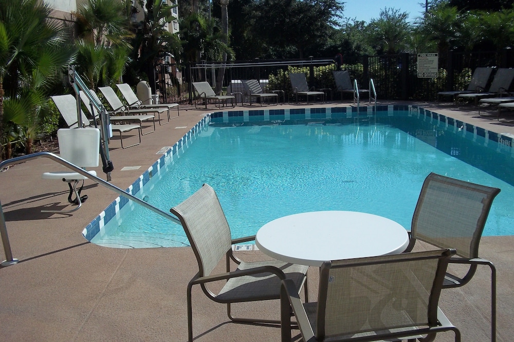 Baymont by Wyndham Orlando-International Dr-Universal Blvd 44/50