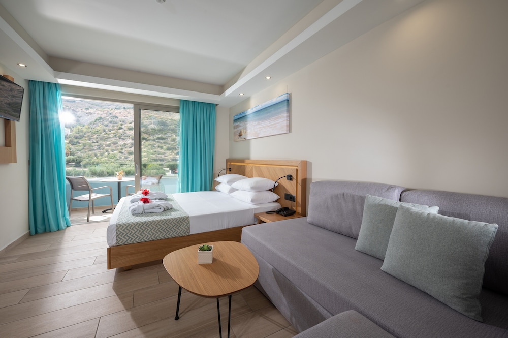 Superior, Single, Double Bed, Land View، Royal and Imperial Belvedere 3/5