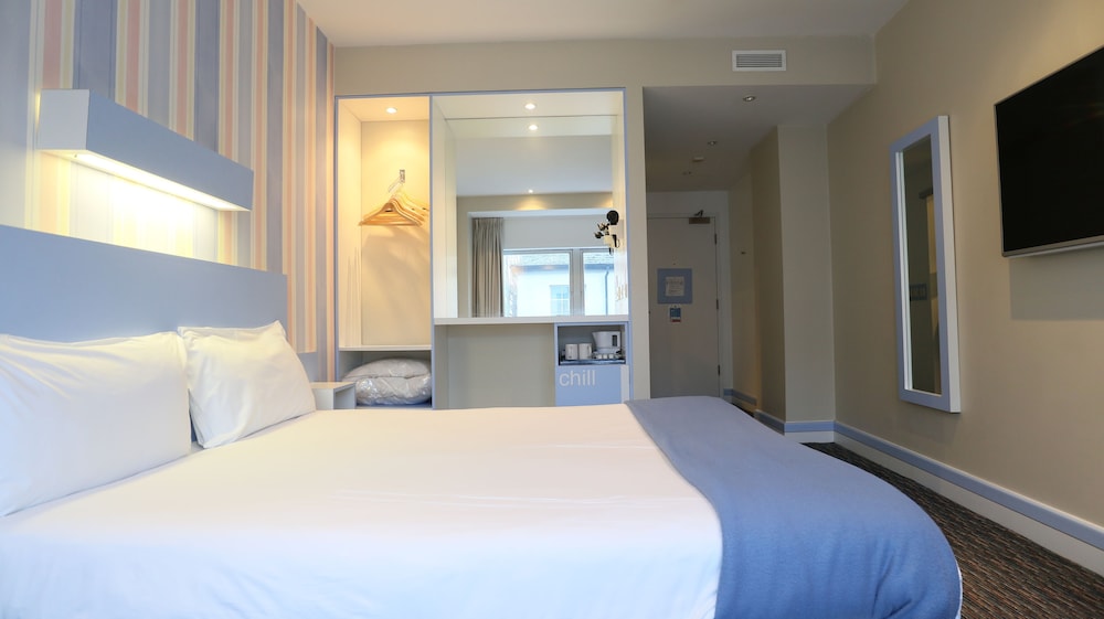 STANDARD, DOUBLE BED