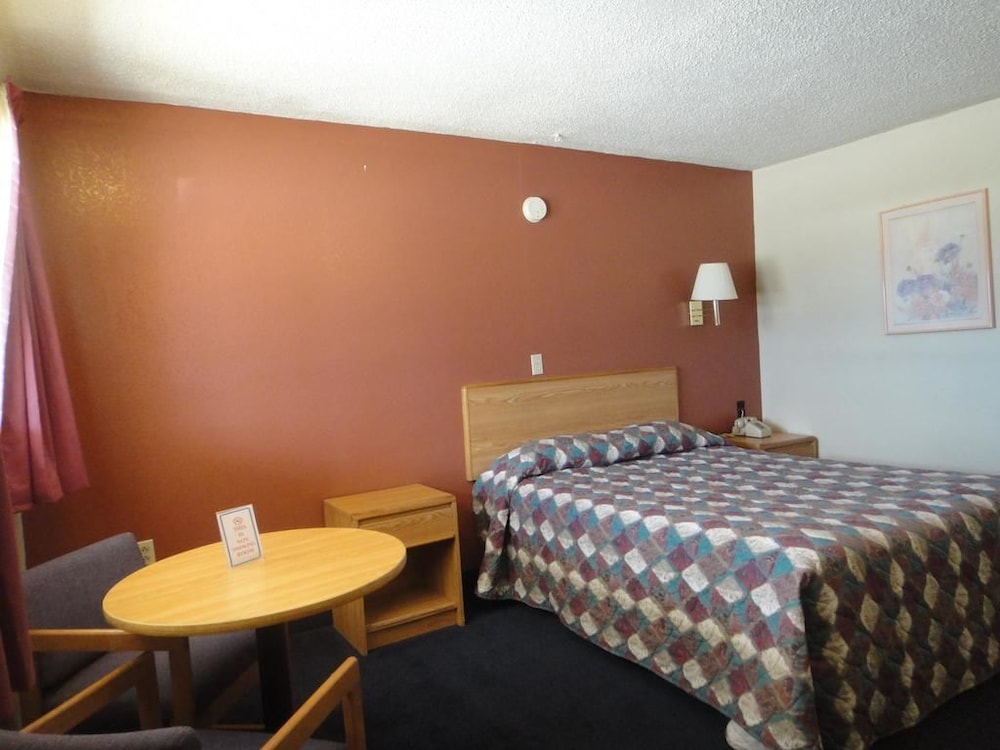 Econo Lodge Las Vegas NM 32/53