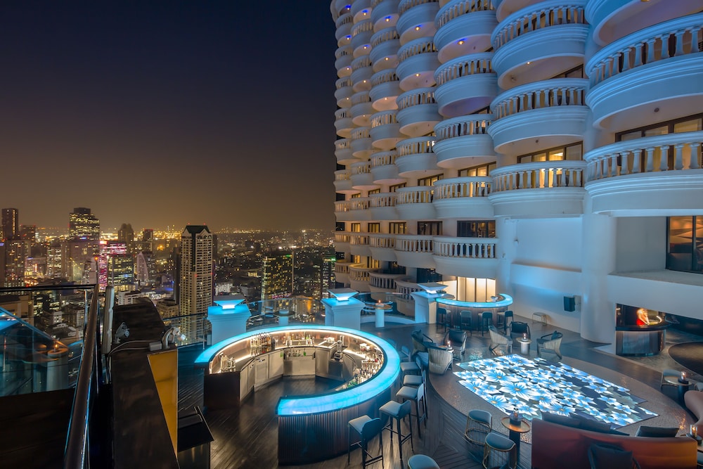 Lebua At State Tower Hotel 42/50
