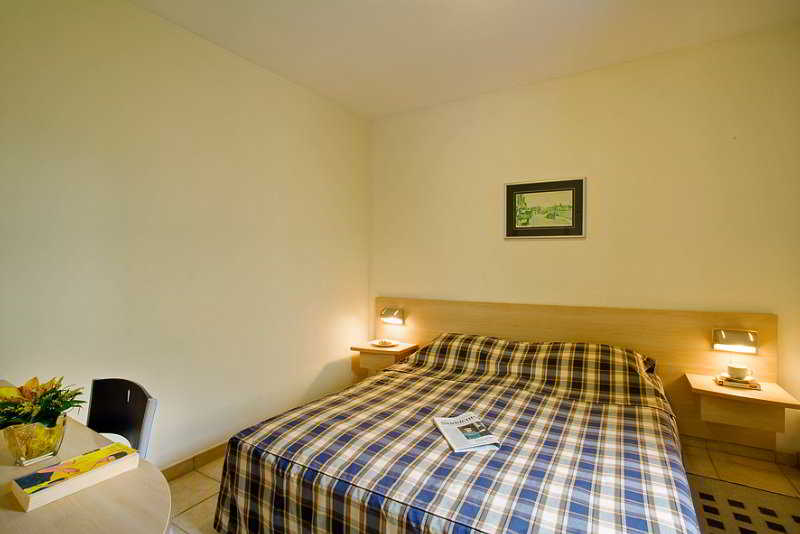 1 Bedroom Apartment (A14PB)