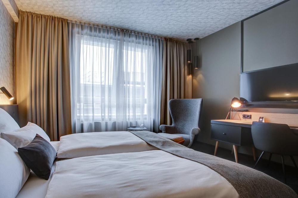 Vienna House Easy by Wyndham Dortmund 11/57