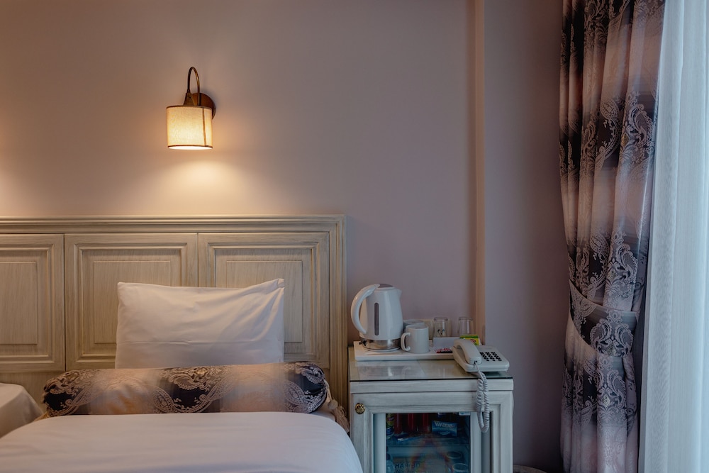 Agora Guesthouse & Hostel 37/70