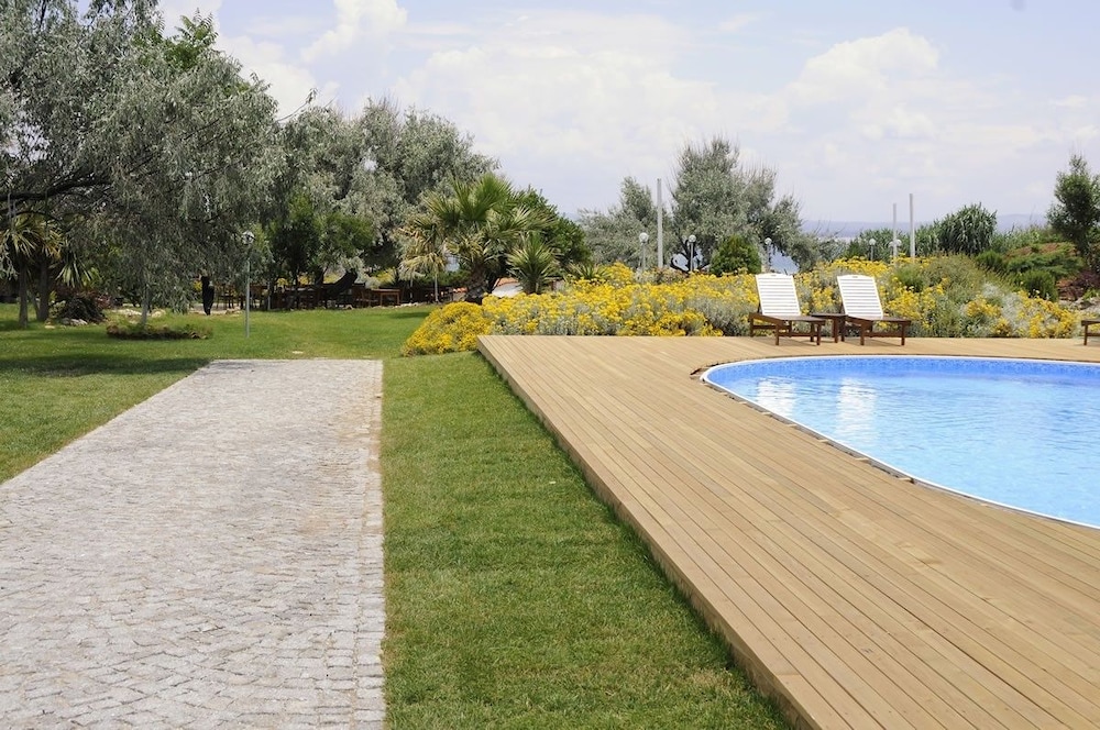 Ataol Beach & Bungalows 27/40