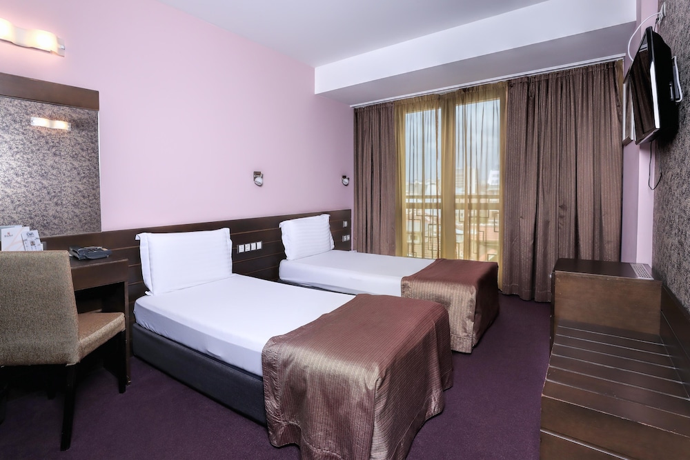 STANDARD, TWIN BEDS