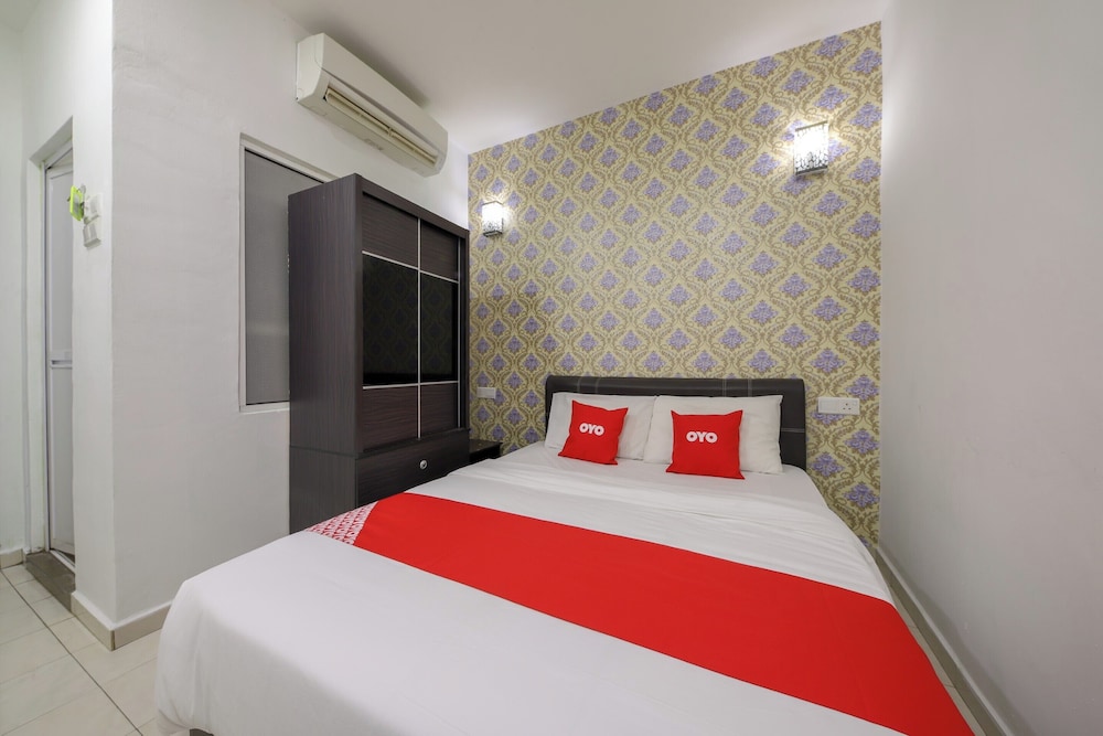 OYO 89497 Dream Nur Hotel 15/32