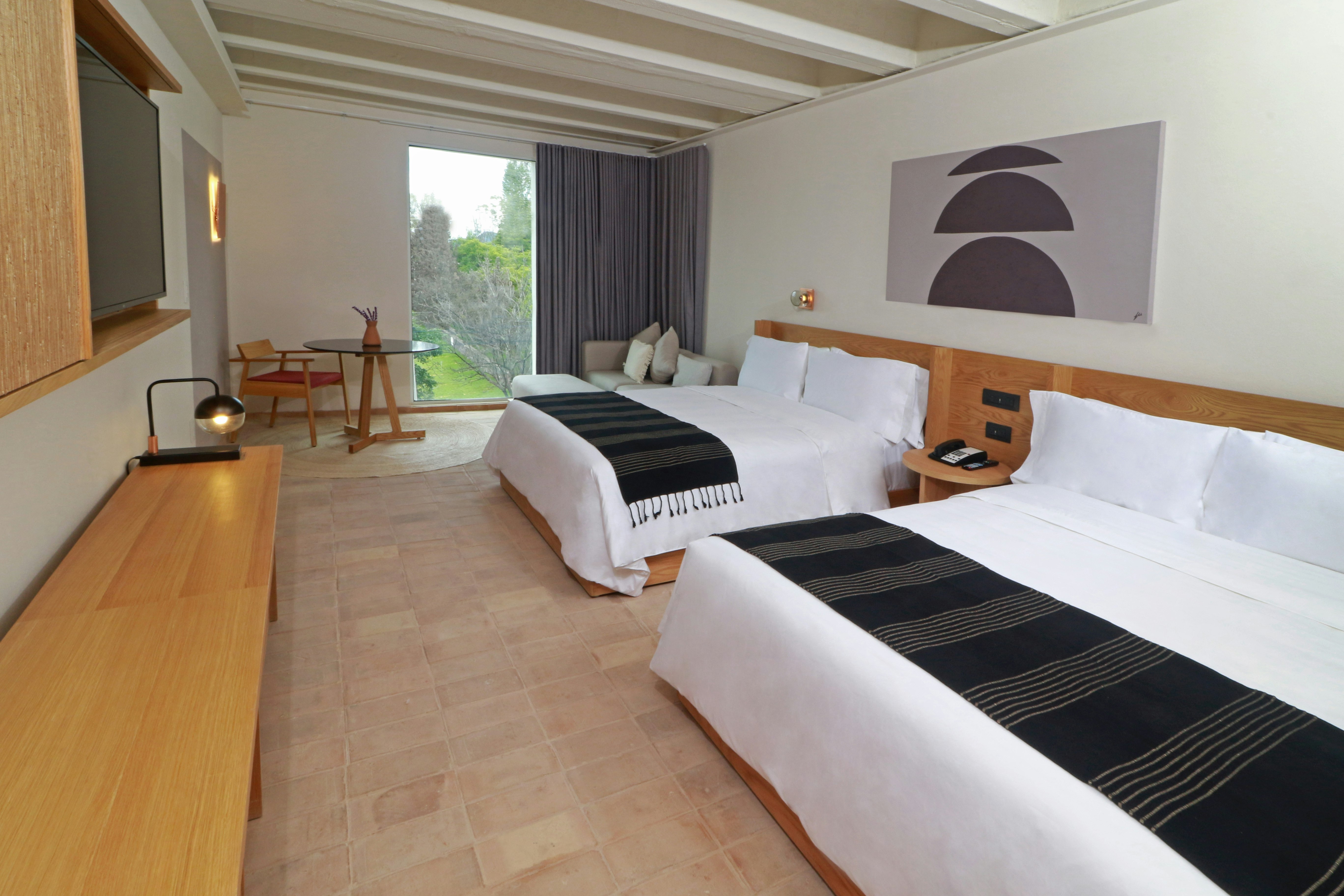 room, 2 queen beds