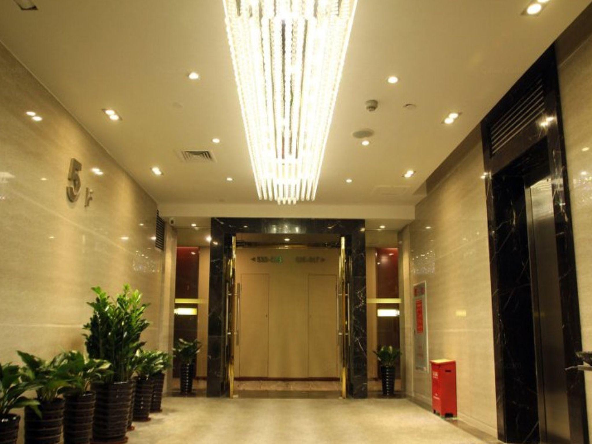 The Century Hotel (ex. Zhongshan Zhongao) 13/30