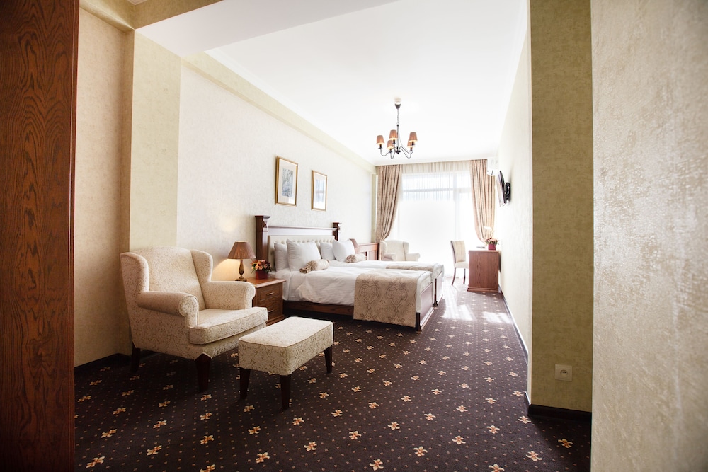 Tbilisi Laerton Hotel 50/50