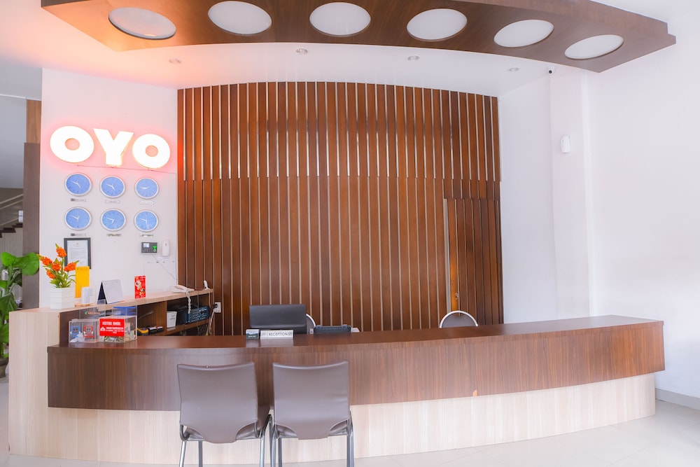 OYO 1630 Hotel Syariah Ring Road 31/33