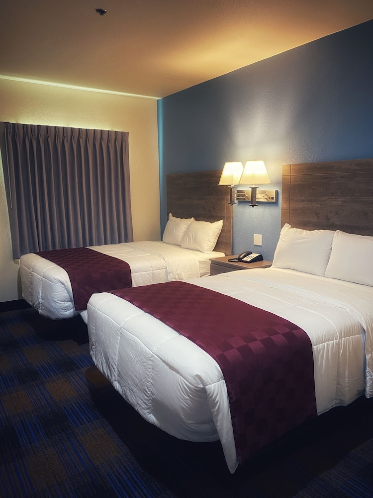 Lone Star Inn 3/22