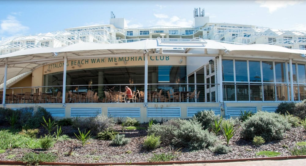 Mantra Ettalong Beach 2/71