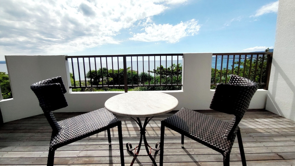 Kariyushi Condominium Resort Nago Sea Side House 44/56
