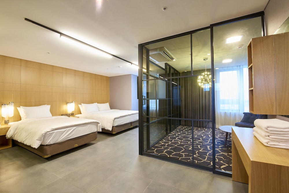 Hotel TT Seomyeon 14/55