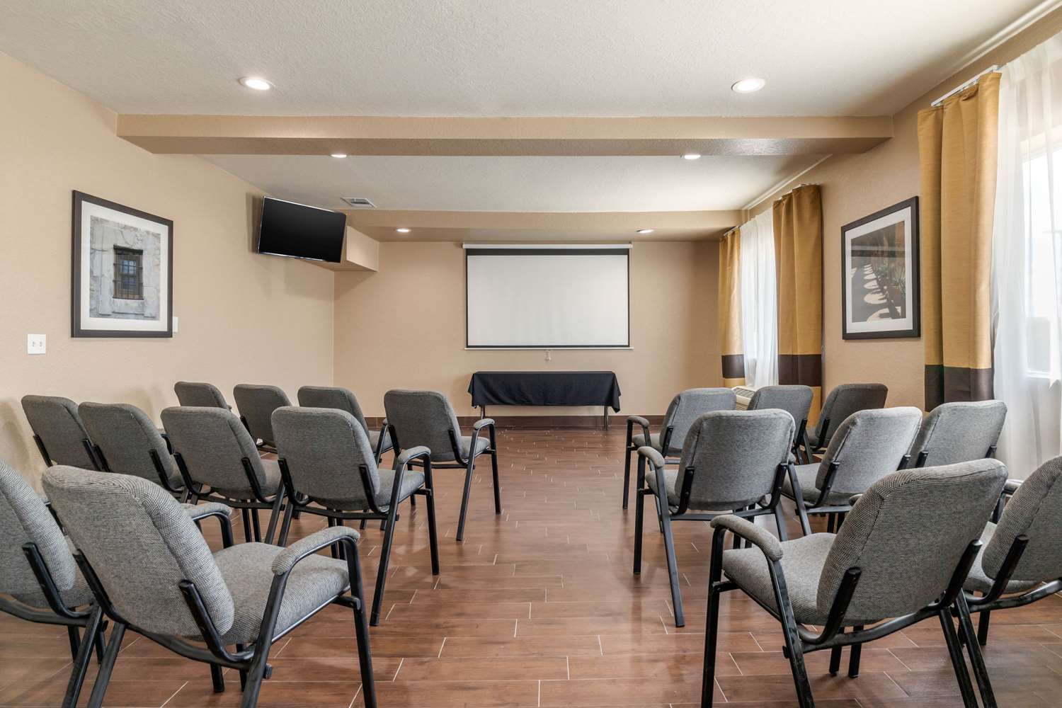 Comfort Suites San Antonio Airport North 12/17