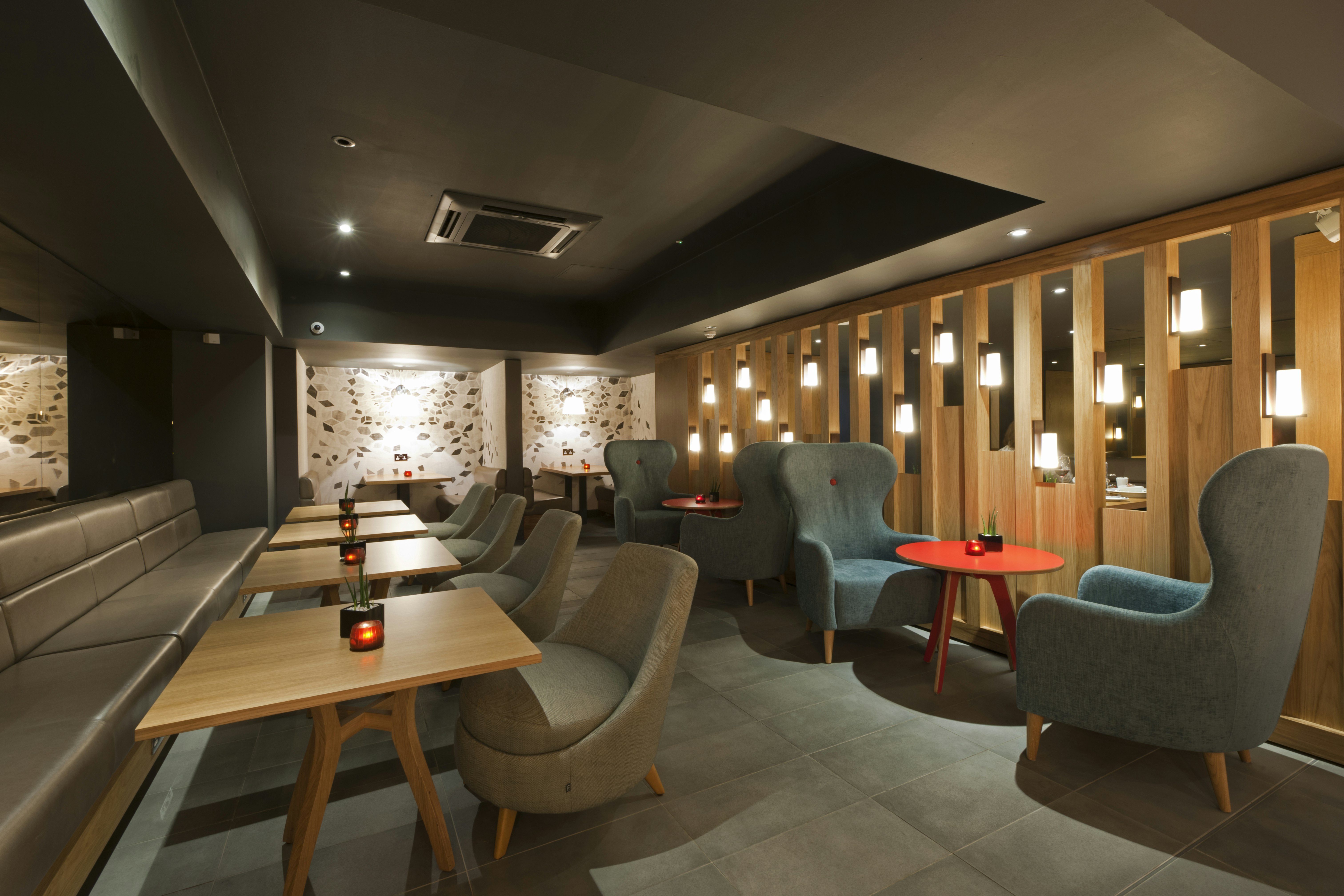 Apex City of Glasgow Hotel (ex Marks Hotel Glasgow) 33/47