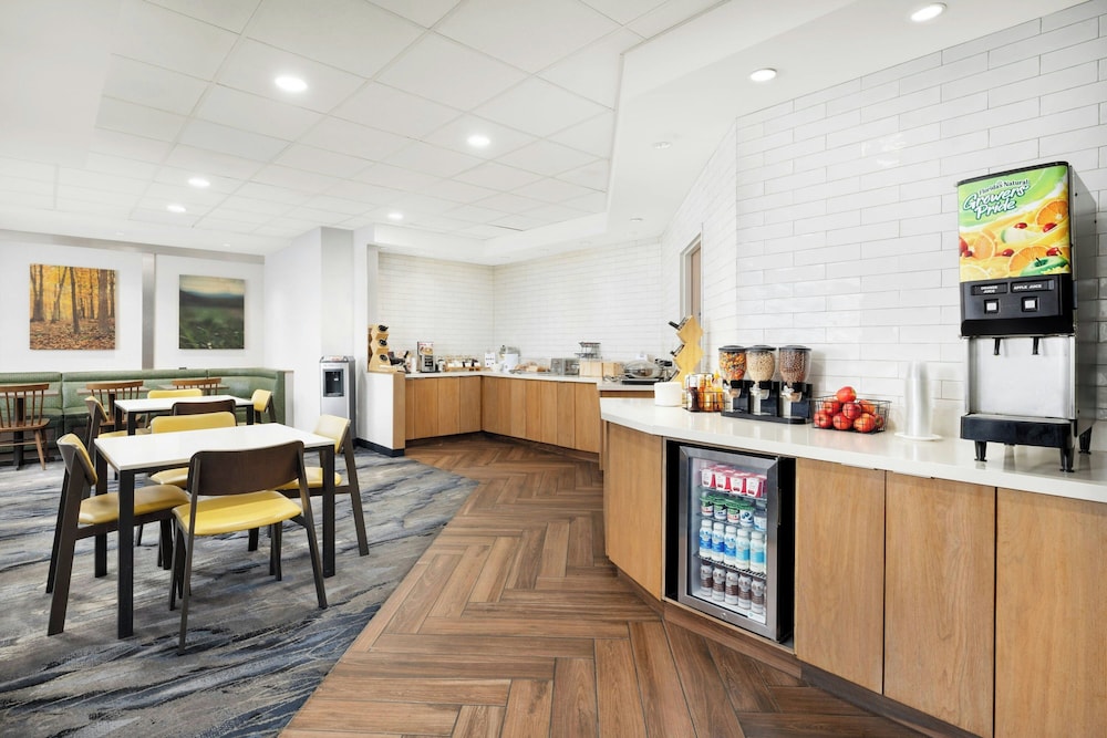 Fairfield Inn Scranton 23/38