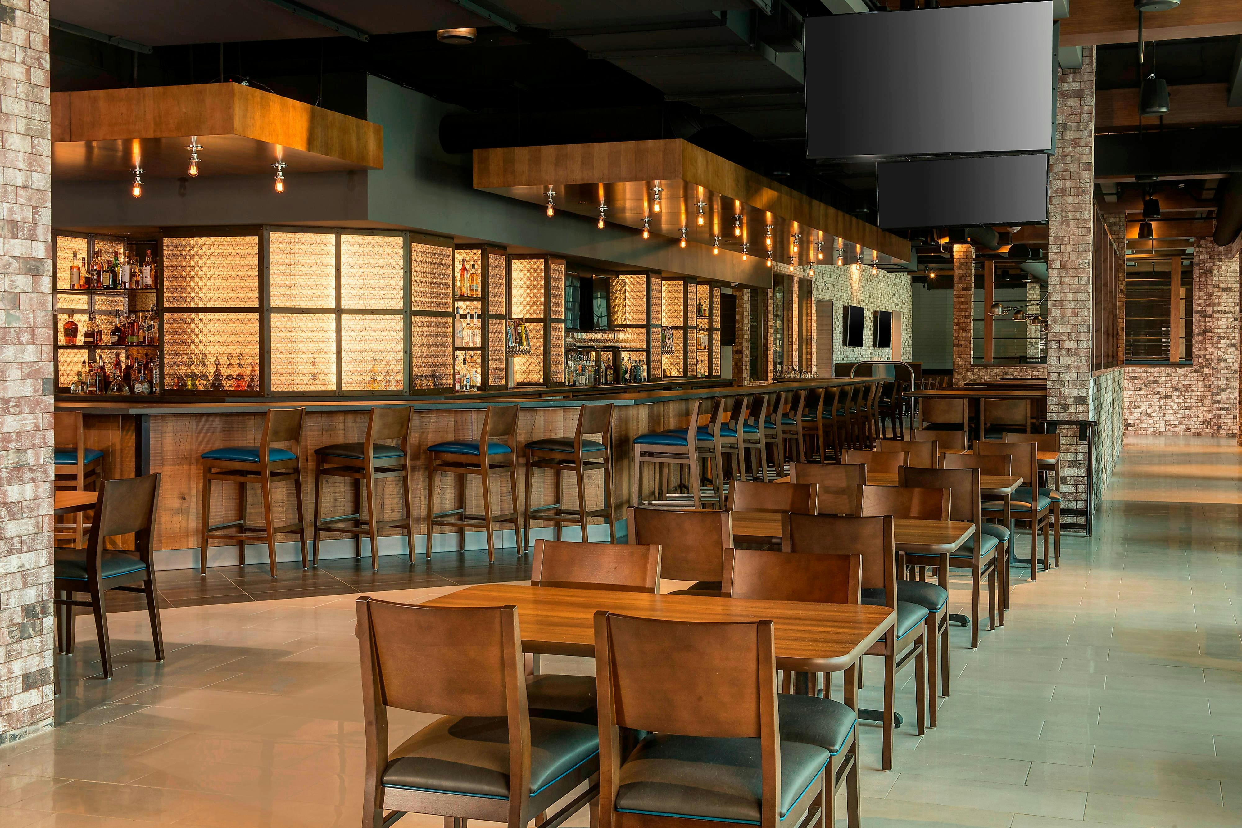 Sheraton Mesa Hotel At Wrigleyville West 5/11