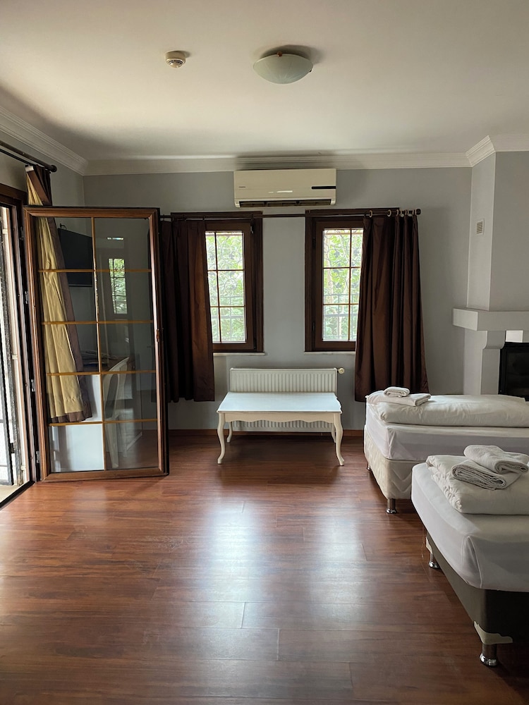 Tuzla Konak Hotel 8/36