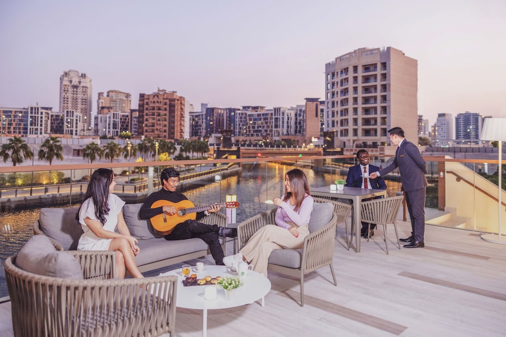 Pavilion Hotel Al Jaddaf Managed by Nooa 71/87