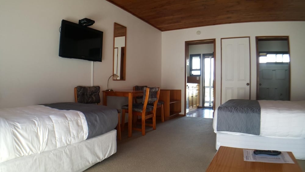 Austria Motel 17/63