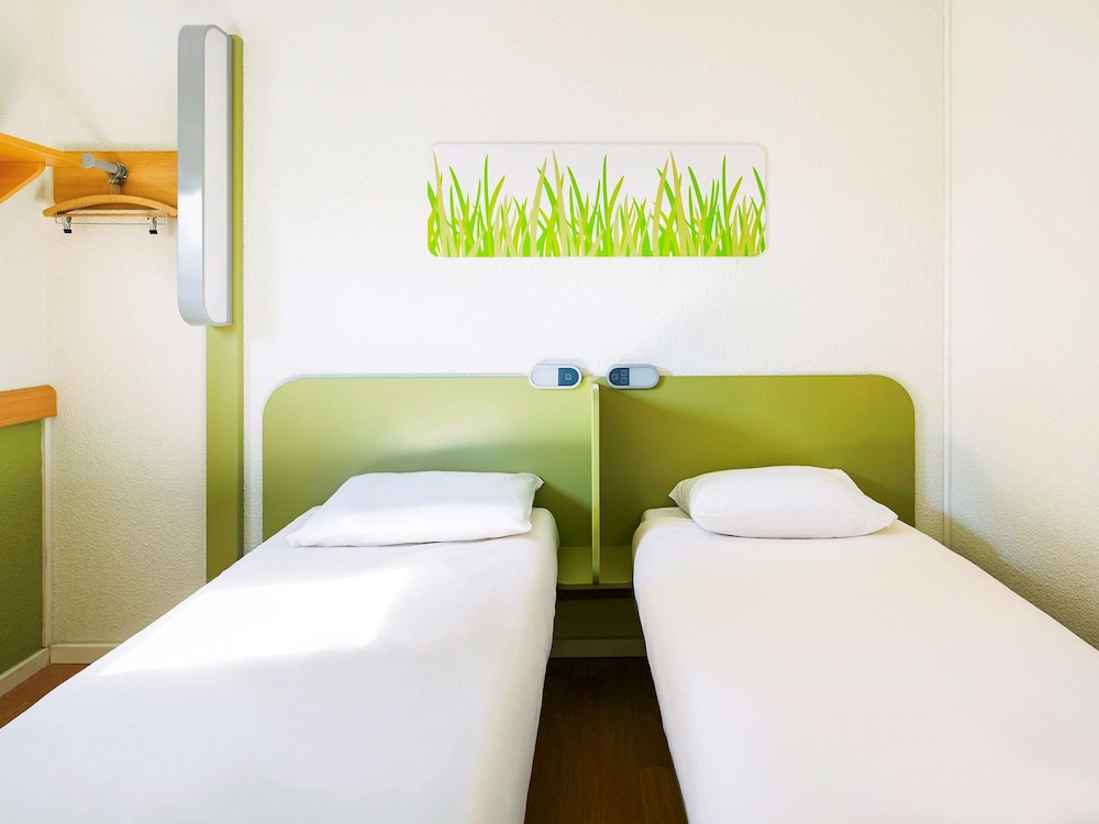 Ibis Budget Chartres 21/41