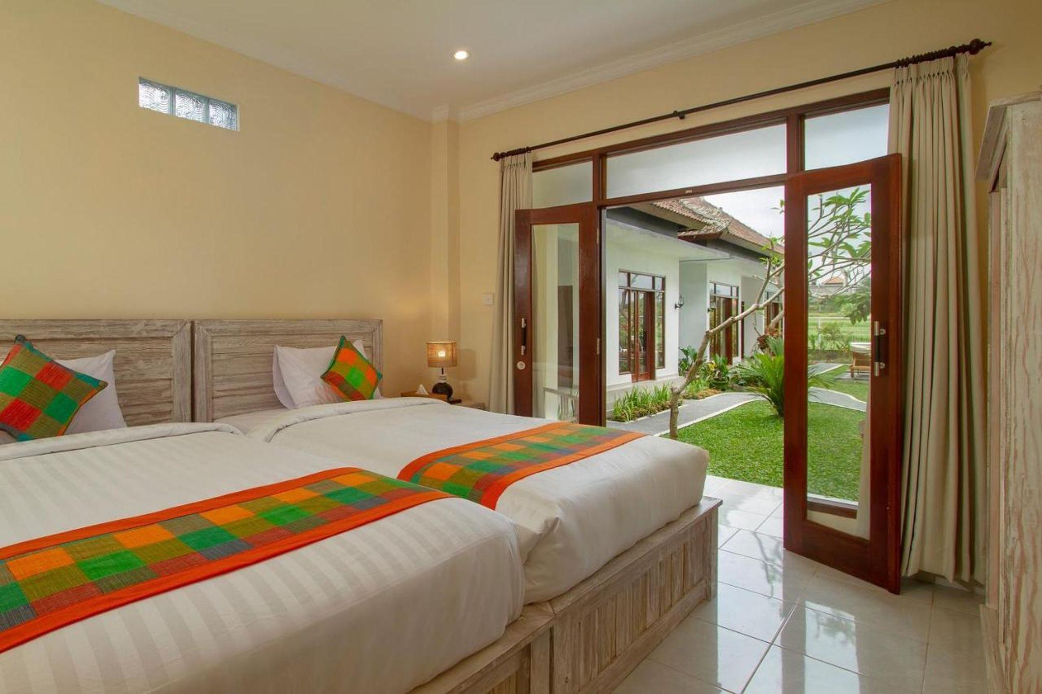 Superior, Twin Beds