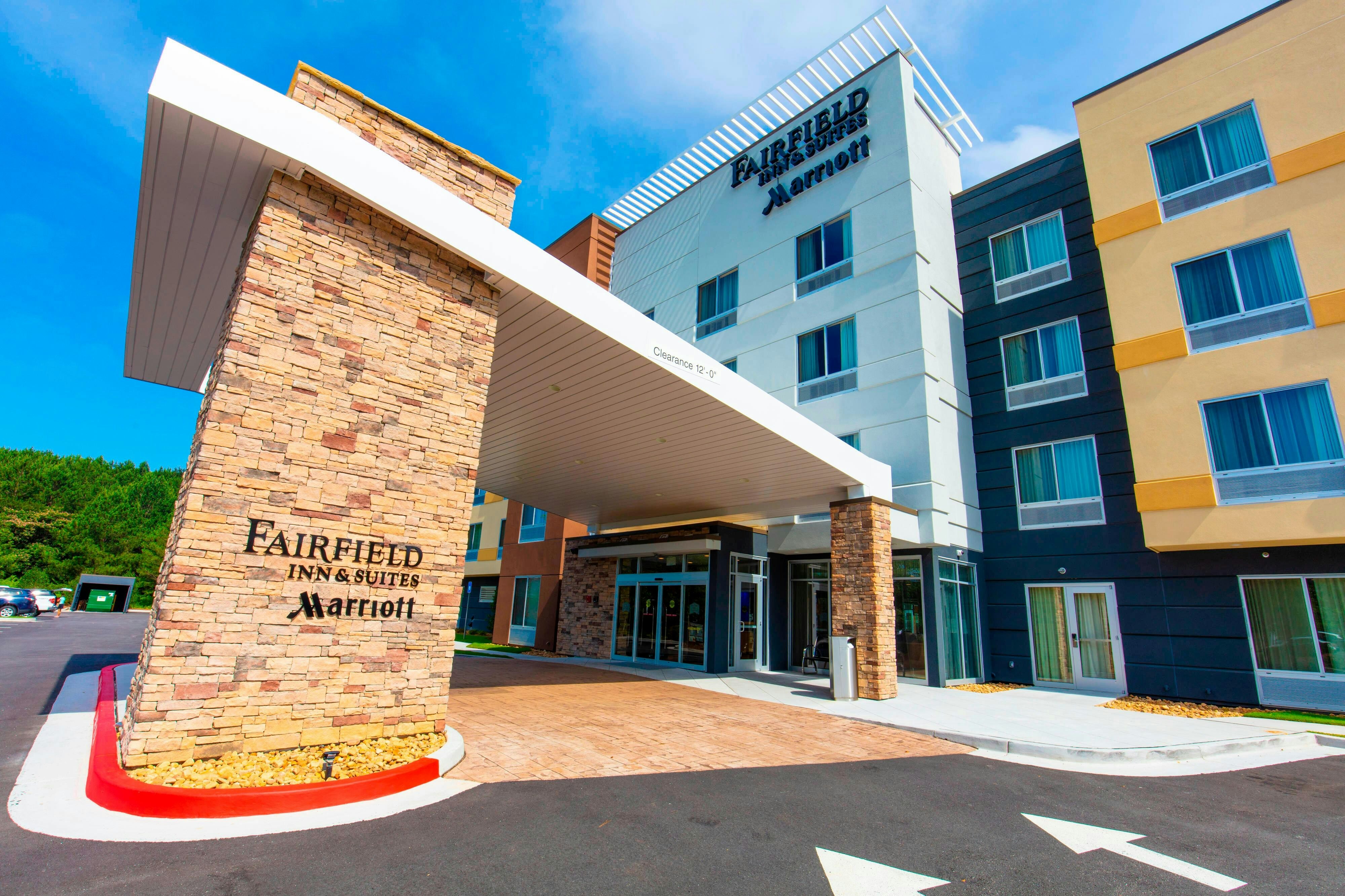 Fairfield Inn And Suites By Marriott Atlanta Woodstock 37/39