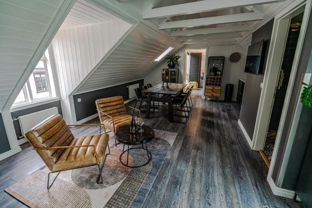 Vintage Apartment Hotel 38/50