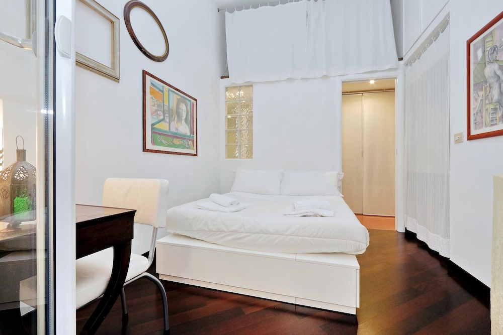 Clementina - WR Apartments 10/30