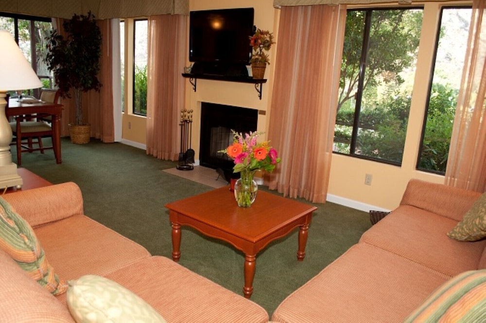 GetAways at San Diego Country Estates 36/50