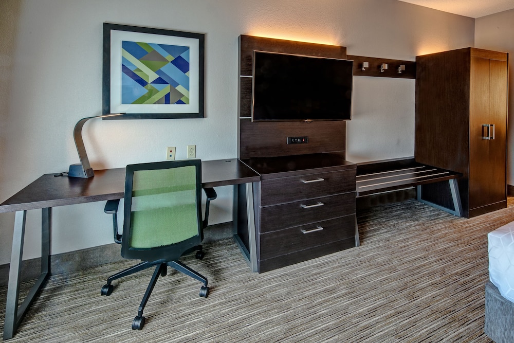 Holiday Inn Express Hotel And Suites Jackson Northeast 51/55