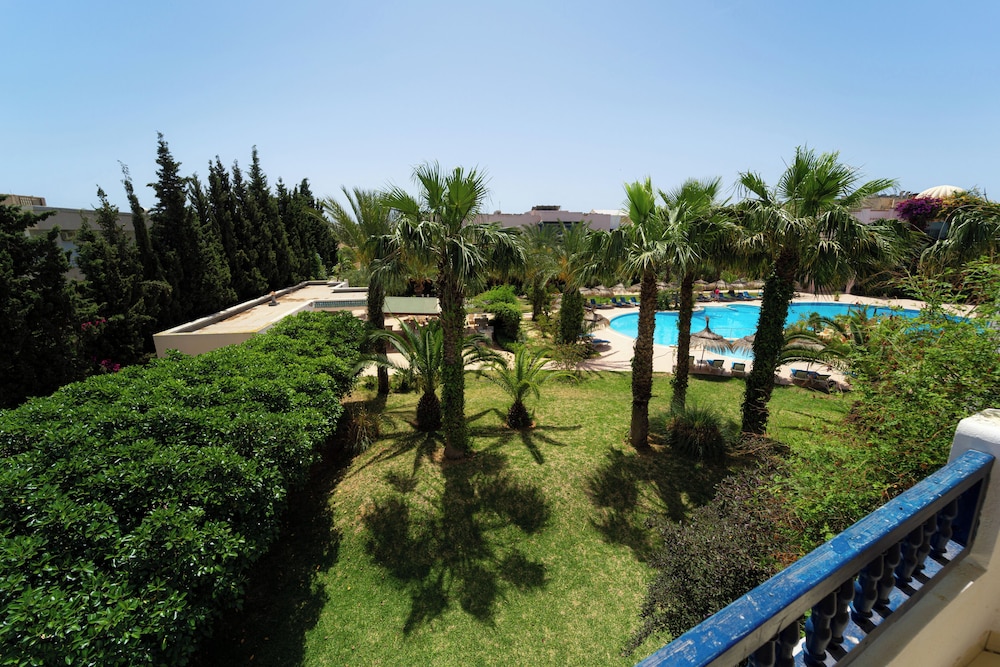 Eden Yasmine Resort & Spa 78/80